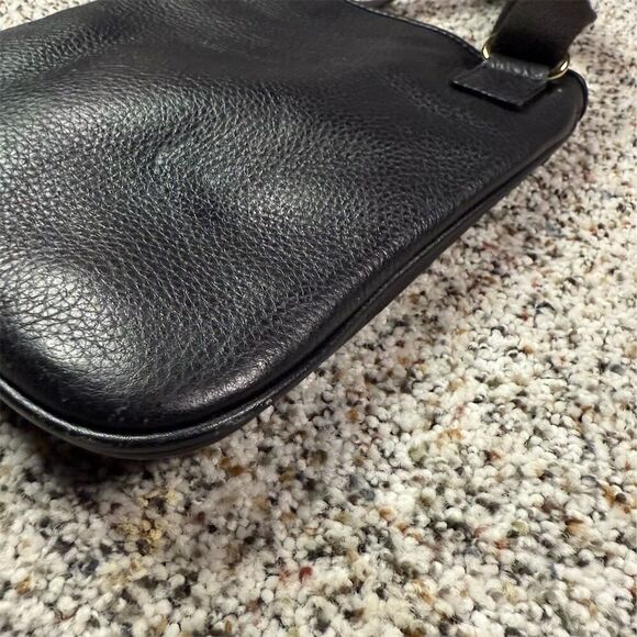 Michael Kors Fulton Black Leather Crossbody Bag Gold Hardware - Picture 3 of 8